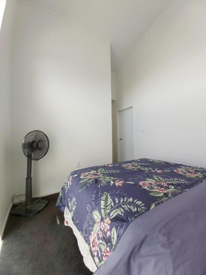 Auckland Homestay Near Airport-Room With En-Suite, Free Parking Papakura Exterior foto